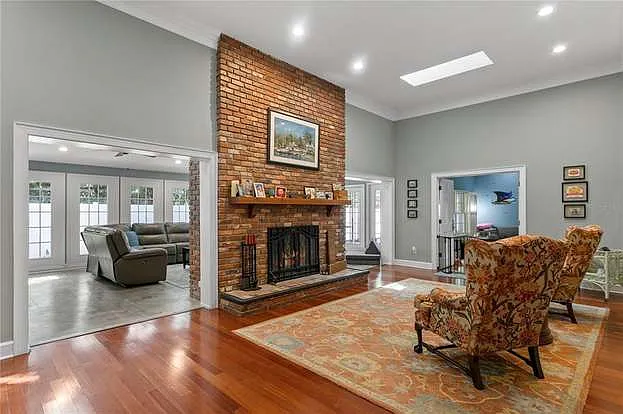 11212 Carrollwood Dr — Photo 25