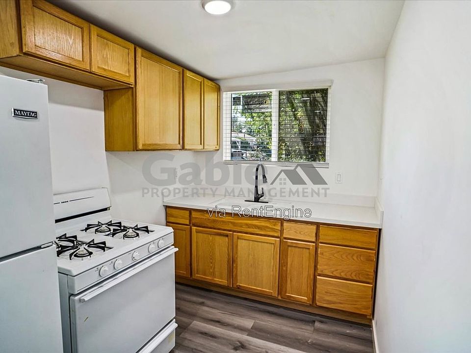 1st image of 23830 Newhall Ave Unit J