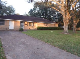 1317 Bernie Ave, Rosenberg, TX 77471