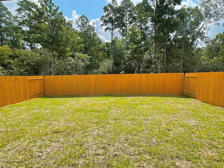 12164 Lexington Heights Dr — Photo 13