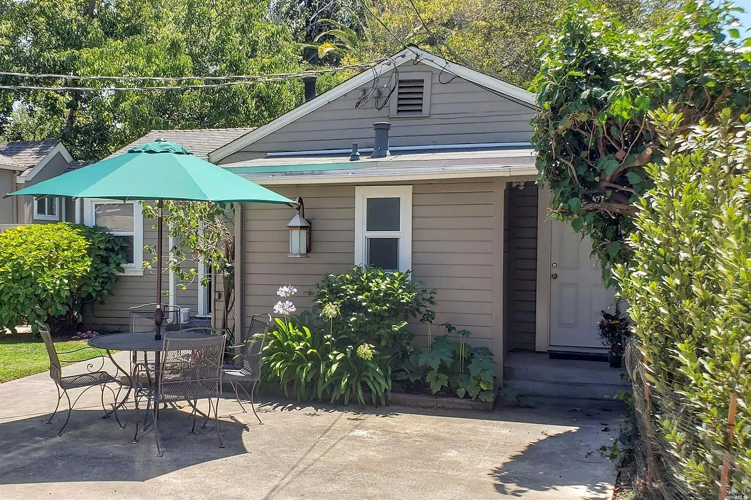 1153 Eggleston St — Photo 1