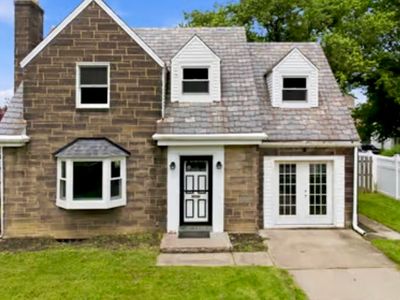 1419 Pacific Ave, Natrona Heights, PA, 15065