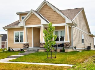 2209 SW Cascade Falls Dr, Ankeny, IA 50023