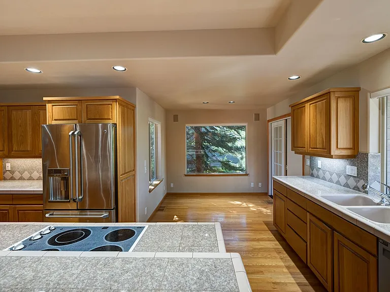 2759 NW Champion Cir — Photo 18