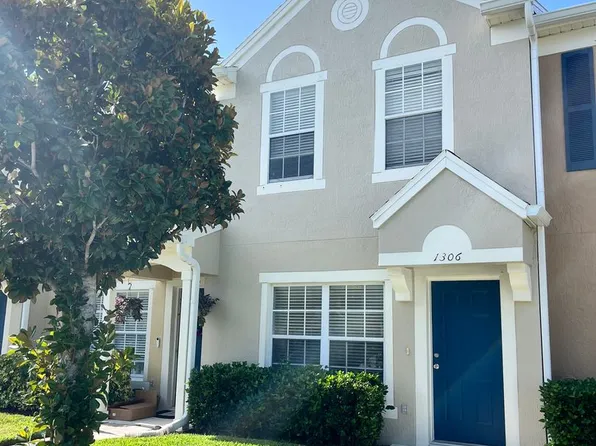 1306 Hampton Park Ln, Melbourne, FL 32940