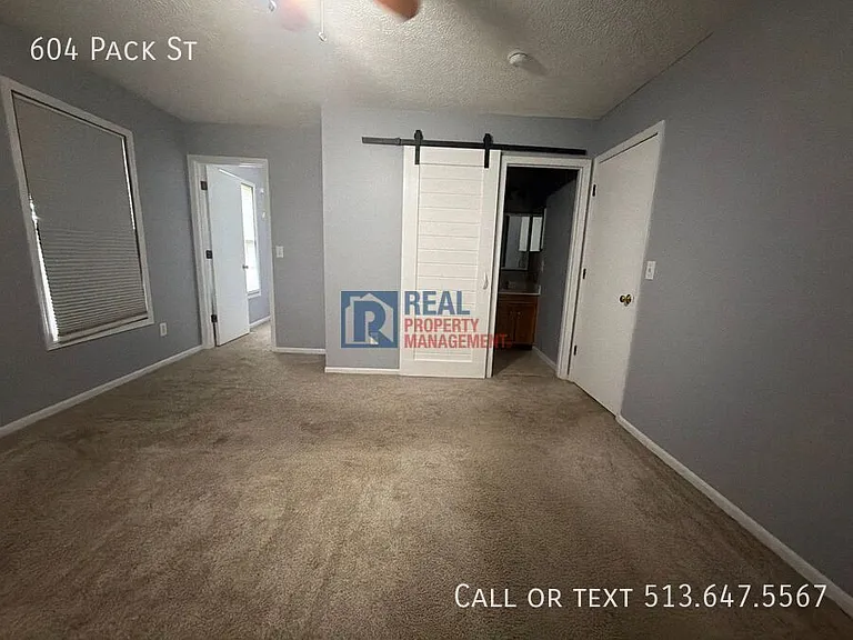 604 Pack St — Photo 15