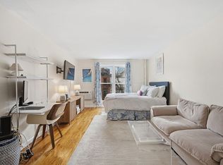 451 W 22nd St APT 3F, New York, NY