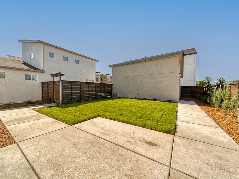 2221 Tapia Way — Photo 24