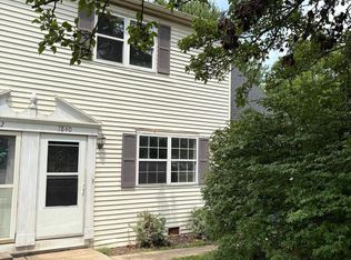 1840 Condor Ln, Dover, PA 17315