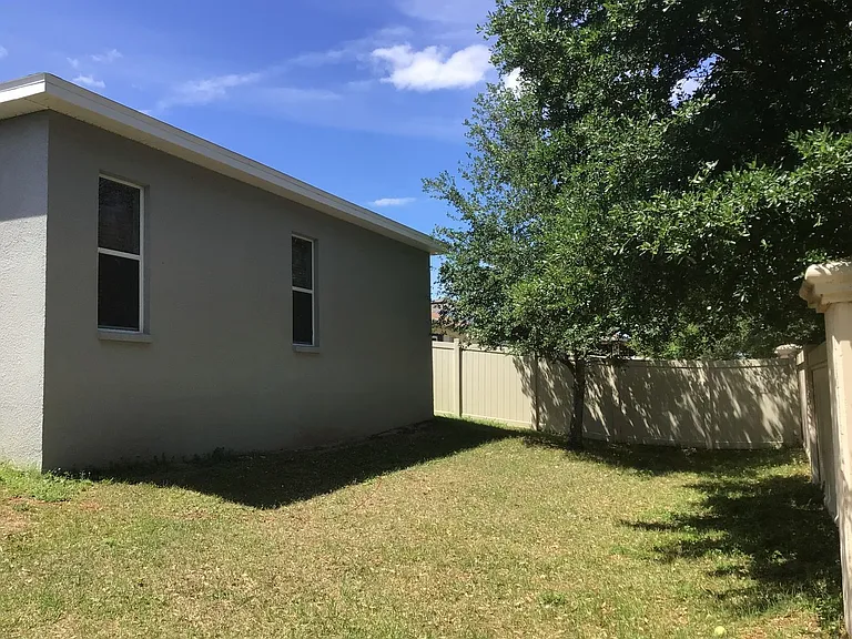 481 Pheasant Dr — Photo 15