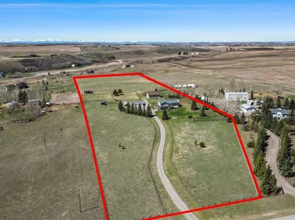 306023 E 92nd St, De Winton, AB T0L 0X0