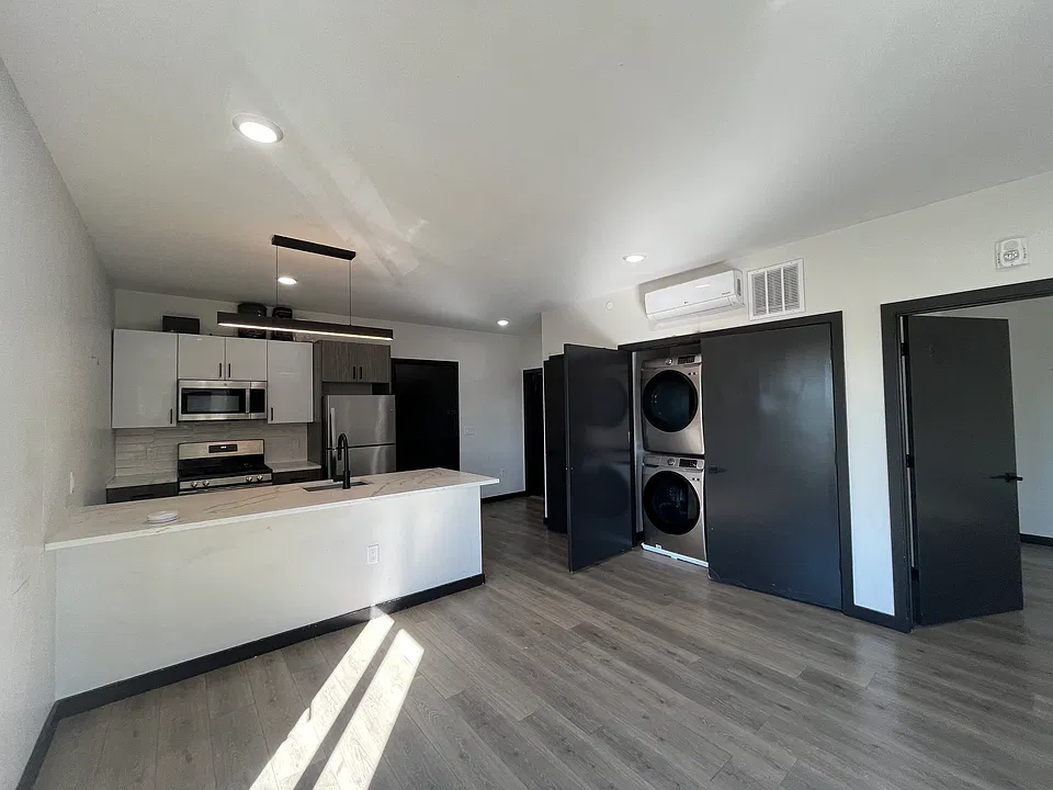 168 Martin Luther King Dr #502