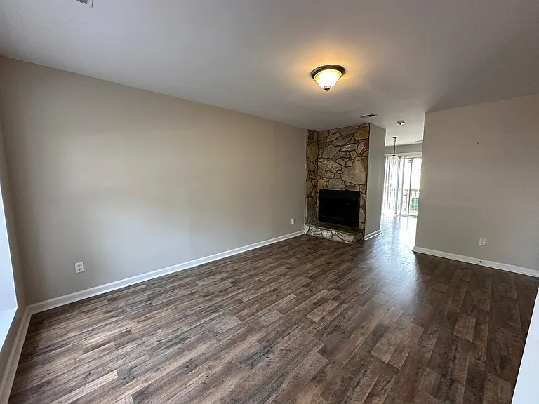 6354 Windsor Gate Ln — Photo 5