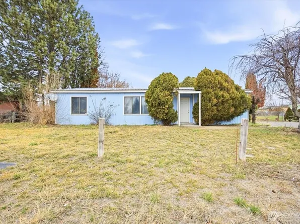 2702 W Dusty Lane, Benton City, WA 99320