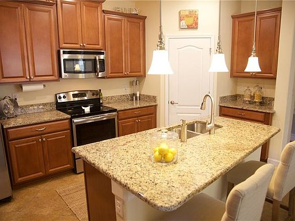 5th image of 6825 Habitat Dr