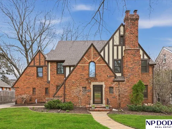 673 N 57th St, Omaha, NE 68132