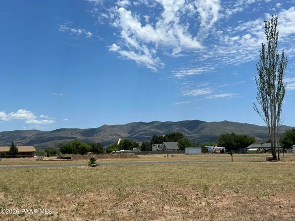 18628 S Joseph Hodge Rd, Peeples Valley, AZ 86332