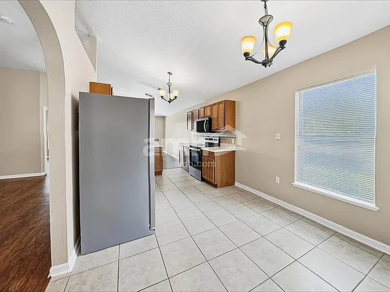 312 Azores Pl — Photo 5