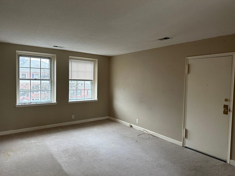 1st image of 2961 S Columbus St #2C