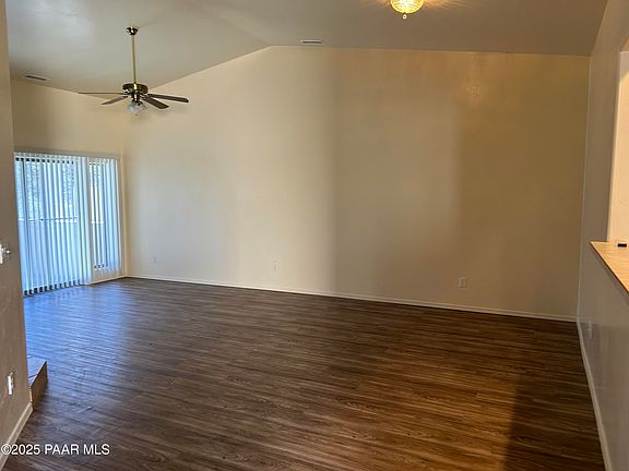 5th image of 2361 Sequoia Dr