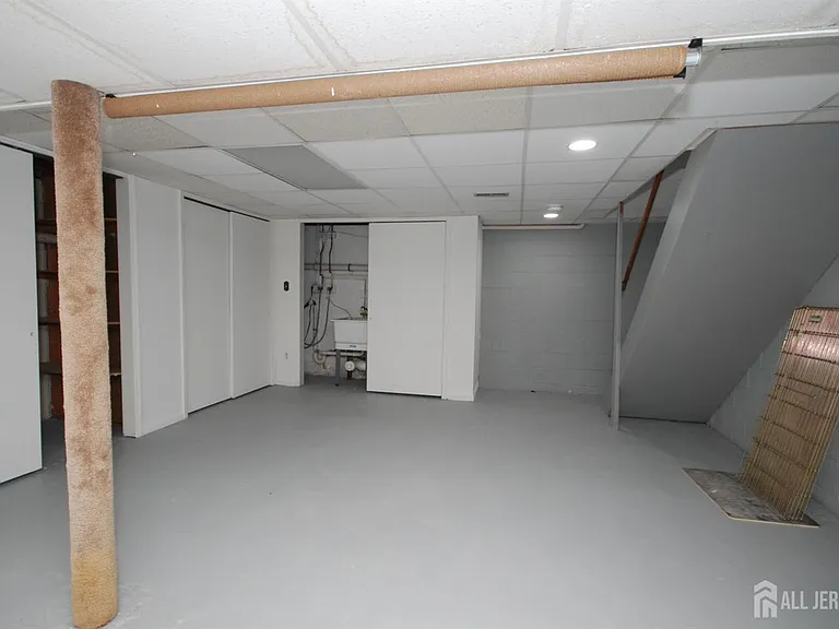 1 Wellington Ct — Photo 22