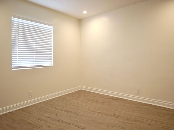 4th image of 8655 W Pico Blvd #4A