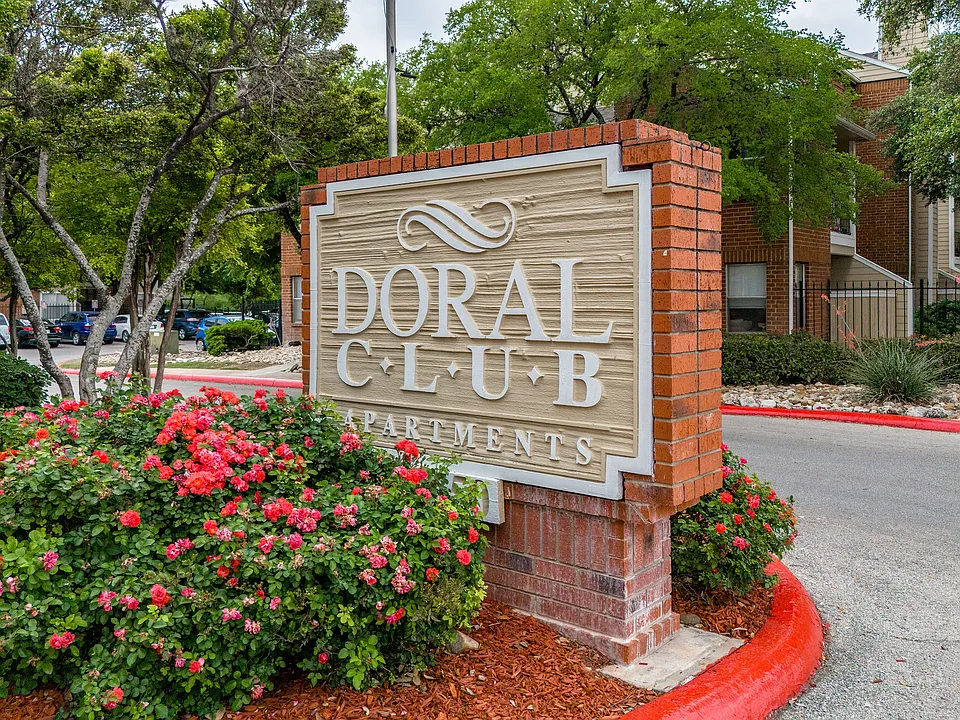 Doral Club Apartments