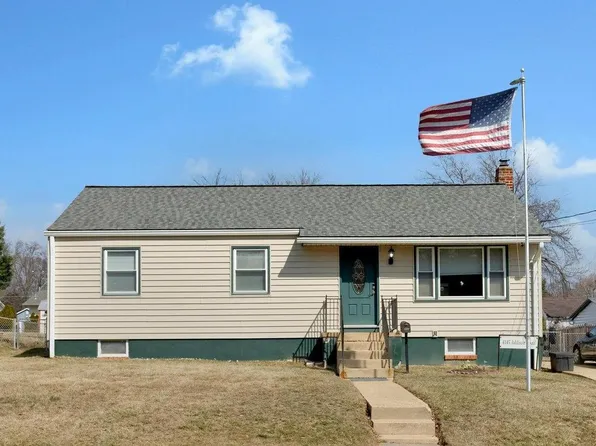 4145 Addison Rd, Fairfax, VA 22030