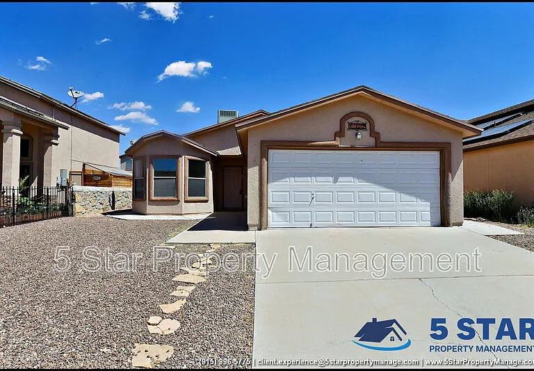 11613 Ochre Bluff Ln — Photo 3