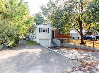 404 E Phelps St, Windsor, MO 65360