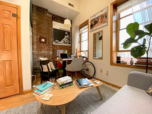 Rented by Brooklyn Heights Real Estate Inc | media 9