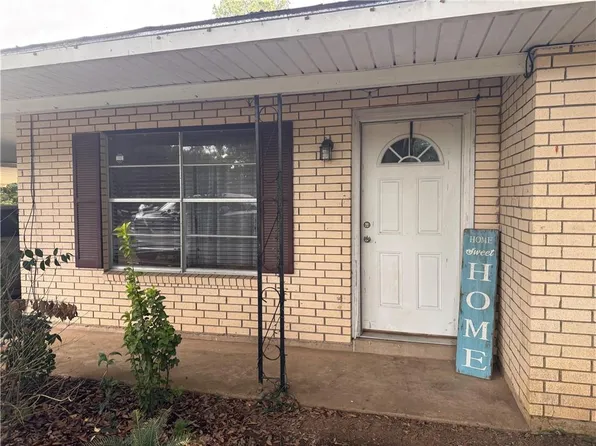 301 Oak St, Marksville, LA 71351