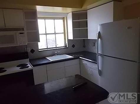 4th image of 5083 Cresthaven Blvd APT A