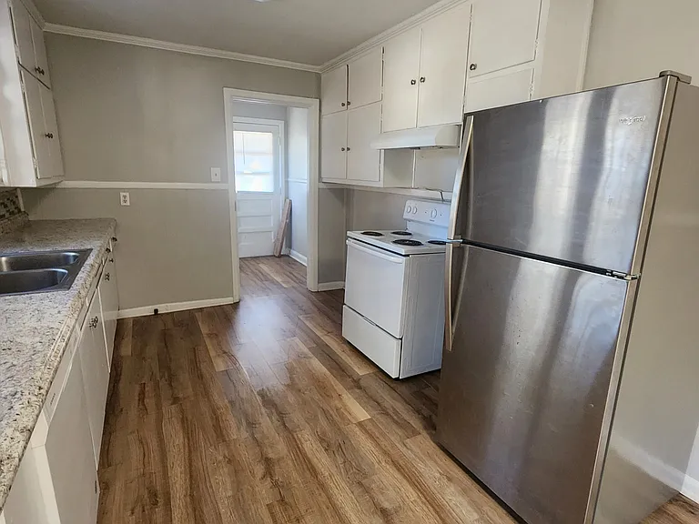 612 Lumpkin Ave — Photo 4