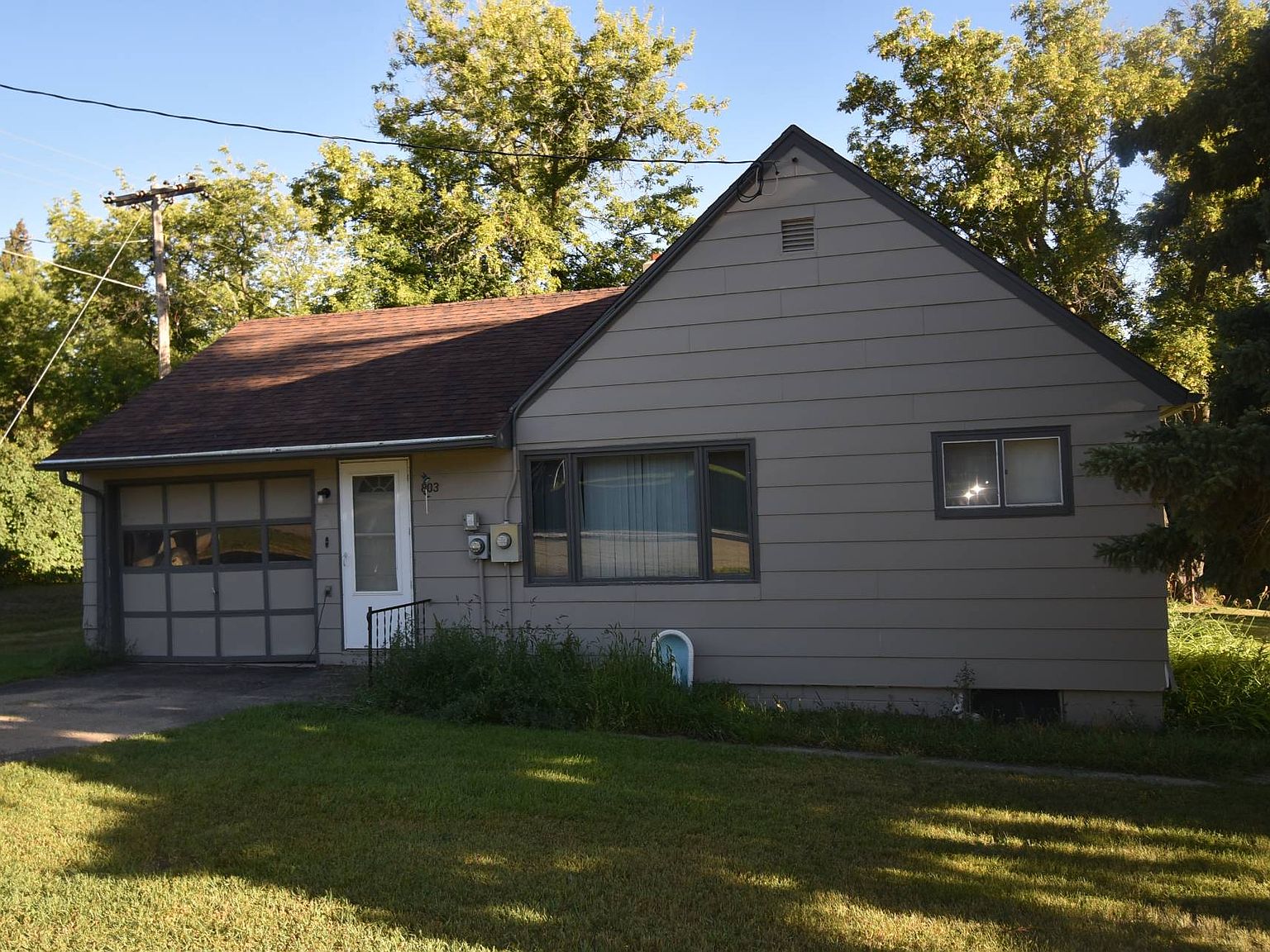 803 3rd Ave, Rolette, ND 58366 MLS 11191496 Zillow