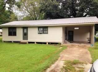 41346 Churchpoint Rd, Gonzales, LA 70737