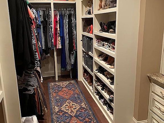 Master Closet 2