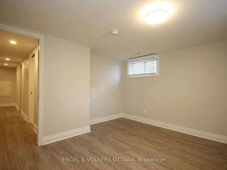 2073 Alton St #B — Photo 18