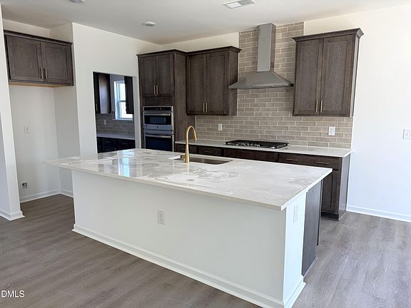 4th image of 2201 Seraphic Way #404