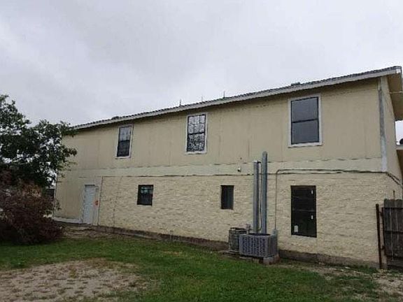 2nd image of 106 Gyna Dr