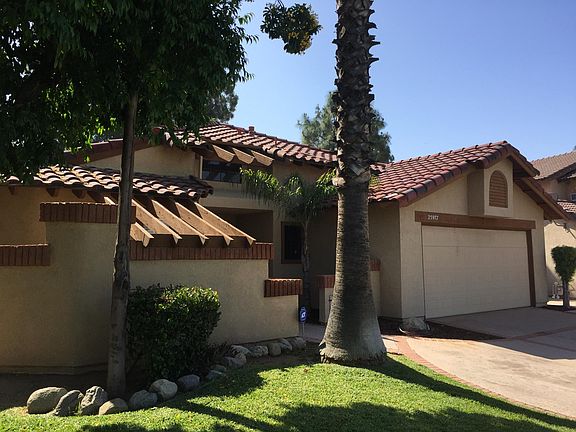 4th image of 25977 Railton St