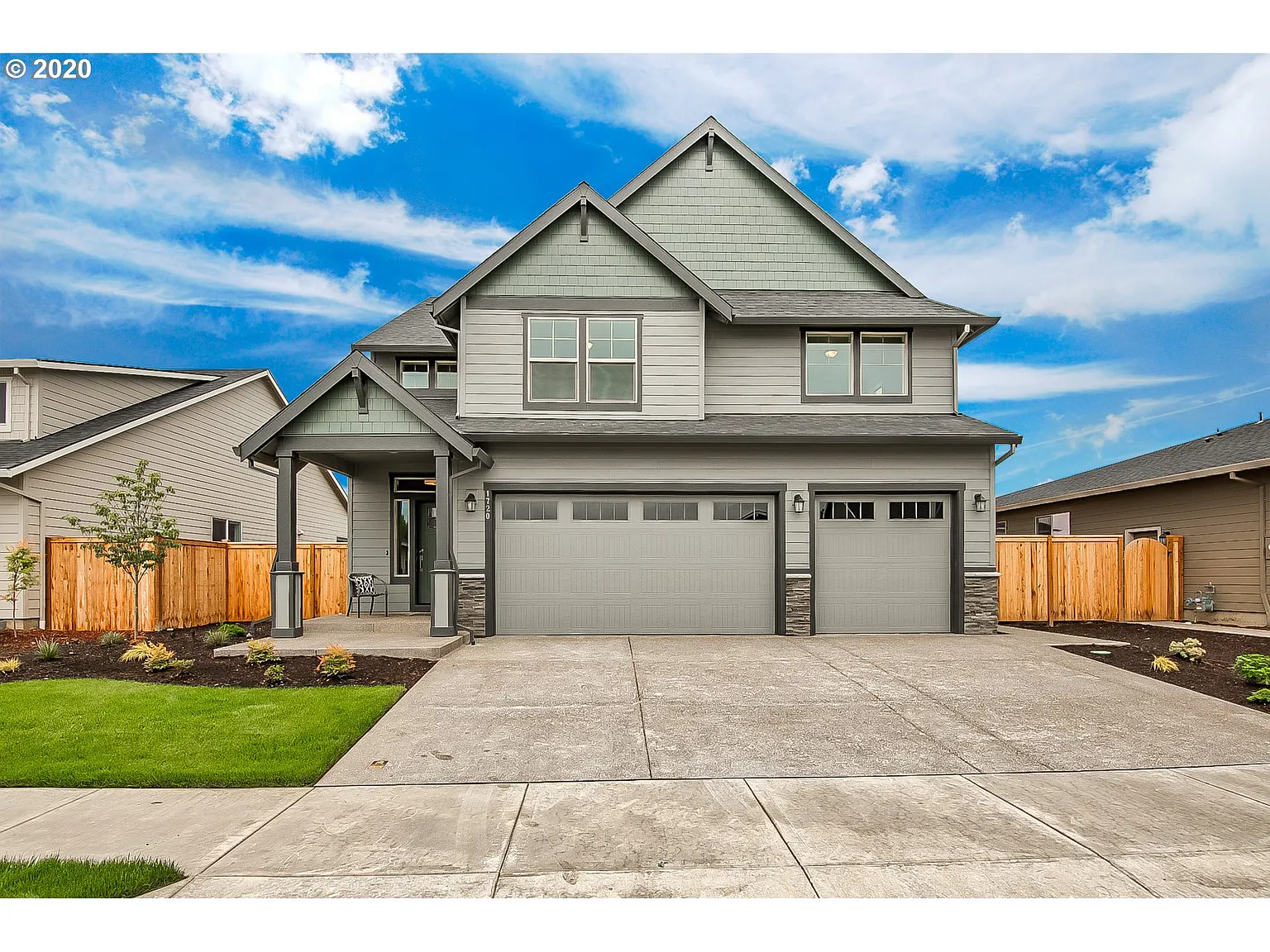 1720 NW Nolan Dr photo 1