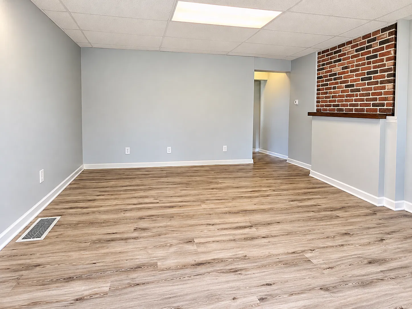 3 bed, 1500 sqft, $1,449 — Photo 2