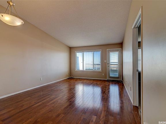 5th image of UNIT 26-2801 Windsor Park ROAD