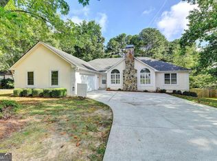 3080 Lakecrest Dr, Dacula, GA 30019