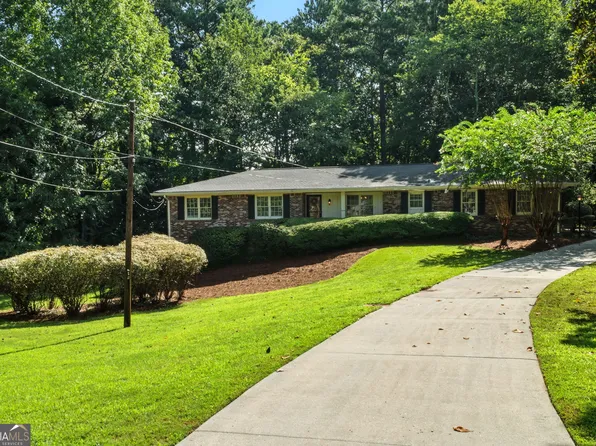 6600 Ridge Moore Dr, Doraville, GA 30360