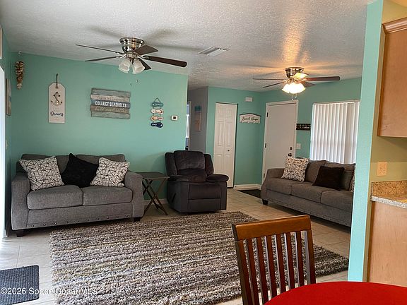 4th image of 3411 Marvel Ave