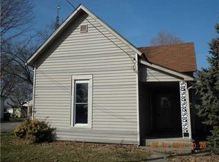 8409 S Walnut St, Daleville, IN 47334