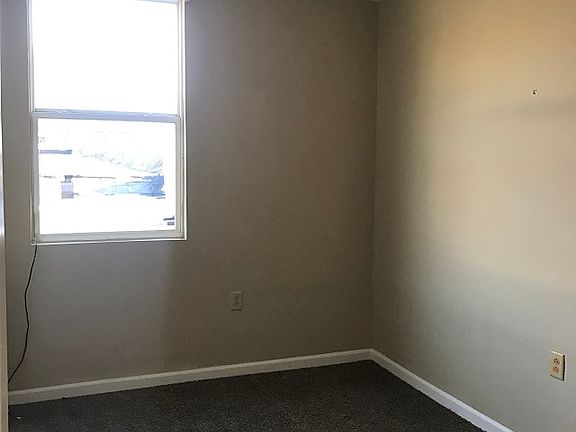 4th image of 50 E Franklin St APT 2