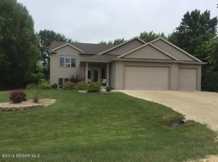 241 Cedar St, Dexter, MN 55926